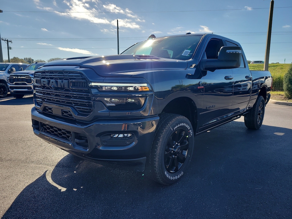 New 2026 Ram 2500 LARAMIE CREW CAB 4X4 6'4 BOX Pickup