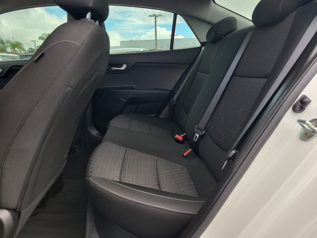 2022 Kia Rio S photo 10
