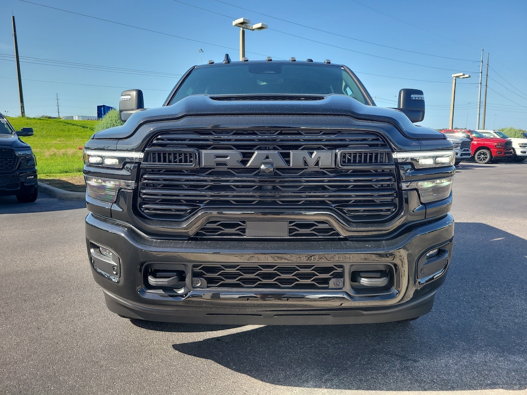 New 2026 Ram 3500 LARAMIE CREW CAB 4X4 8' BOX Pickup