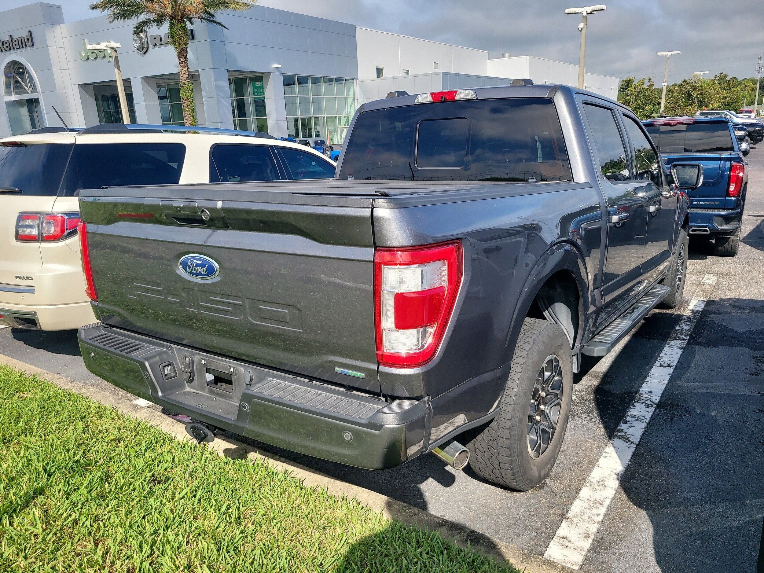 2022 Ford F-150 Lariat photo 4