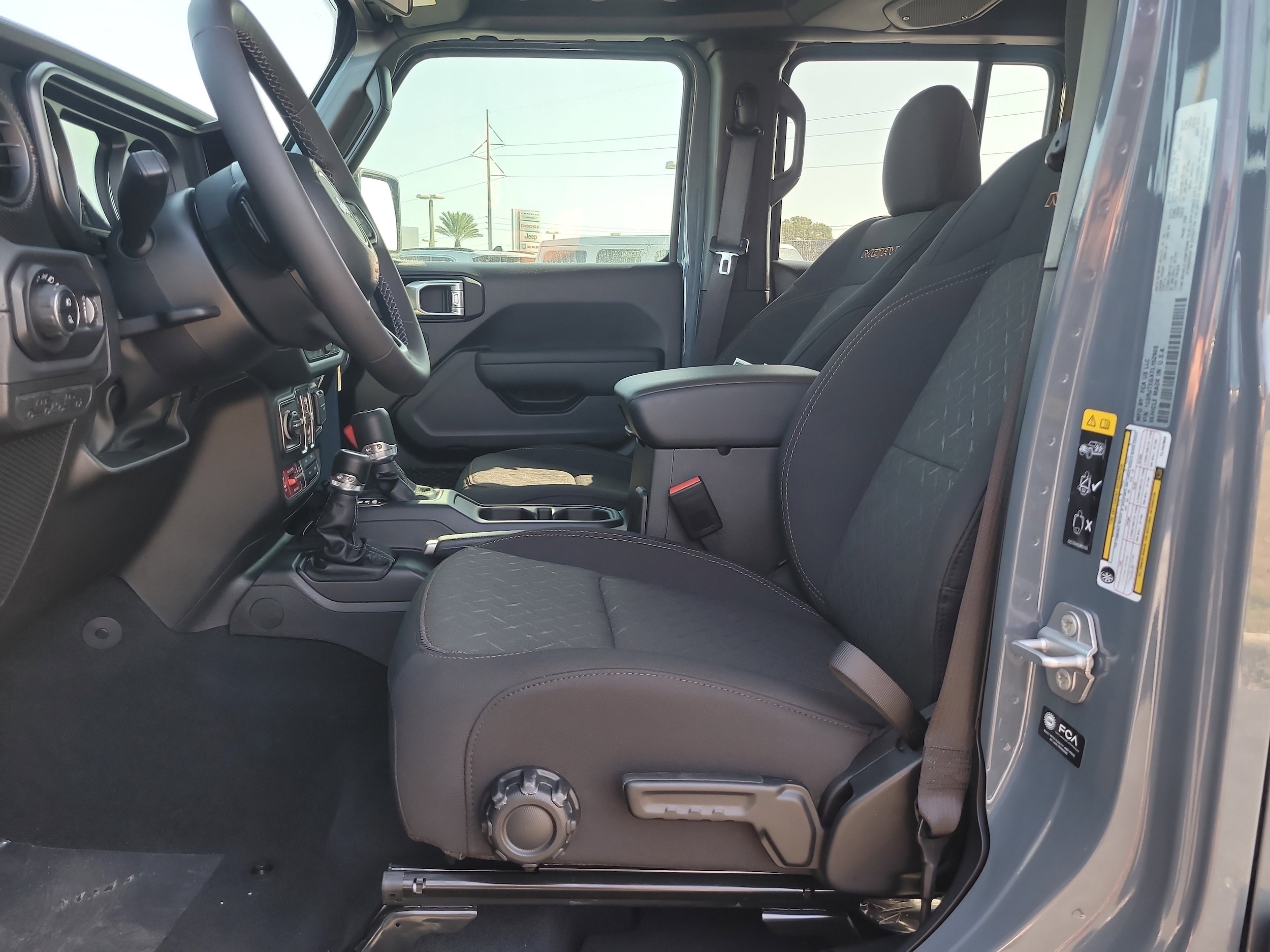 2026 Jeep Gladiator Mojave - Photo 13