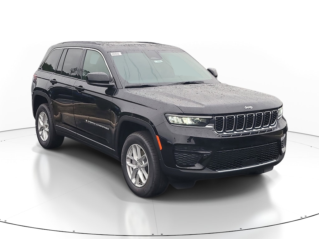 New 2026 Jeep Grand Cherokee LAREDO X 4X4 Sport Utility