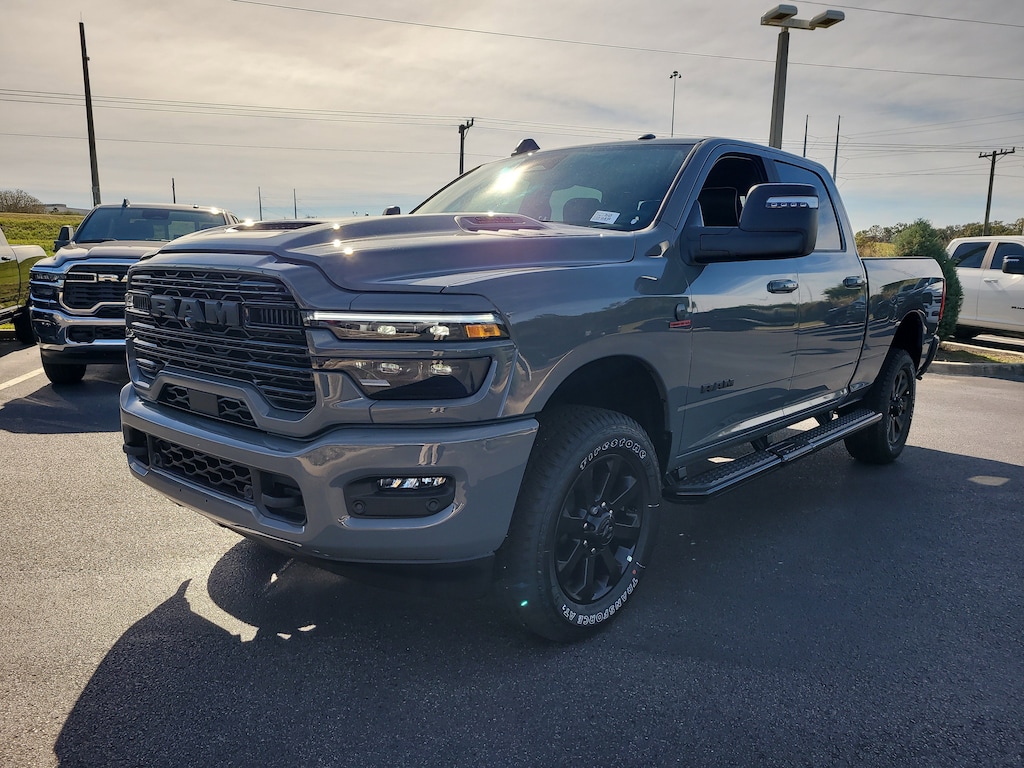 New 2026 Ram 2500 LARAMIE CREW CAB 4X4 6'4 BOX Pickup