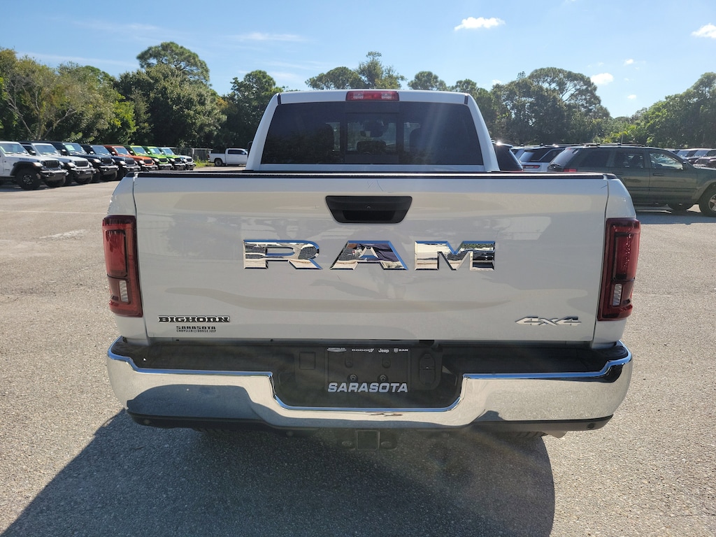 New 2026 Ram 3500 BIG HORN CREW CAB 4X4 6'4 BOX Pickup