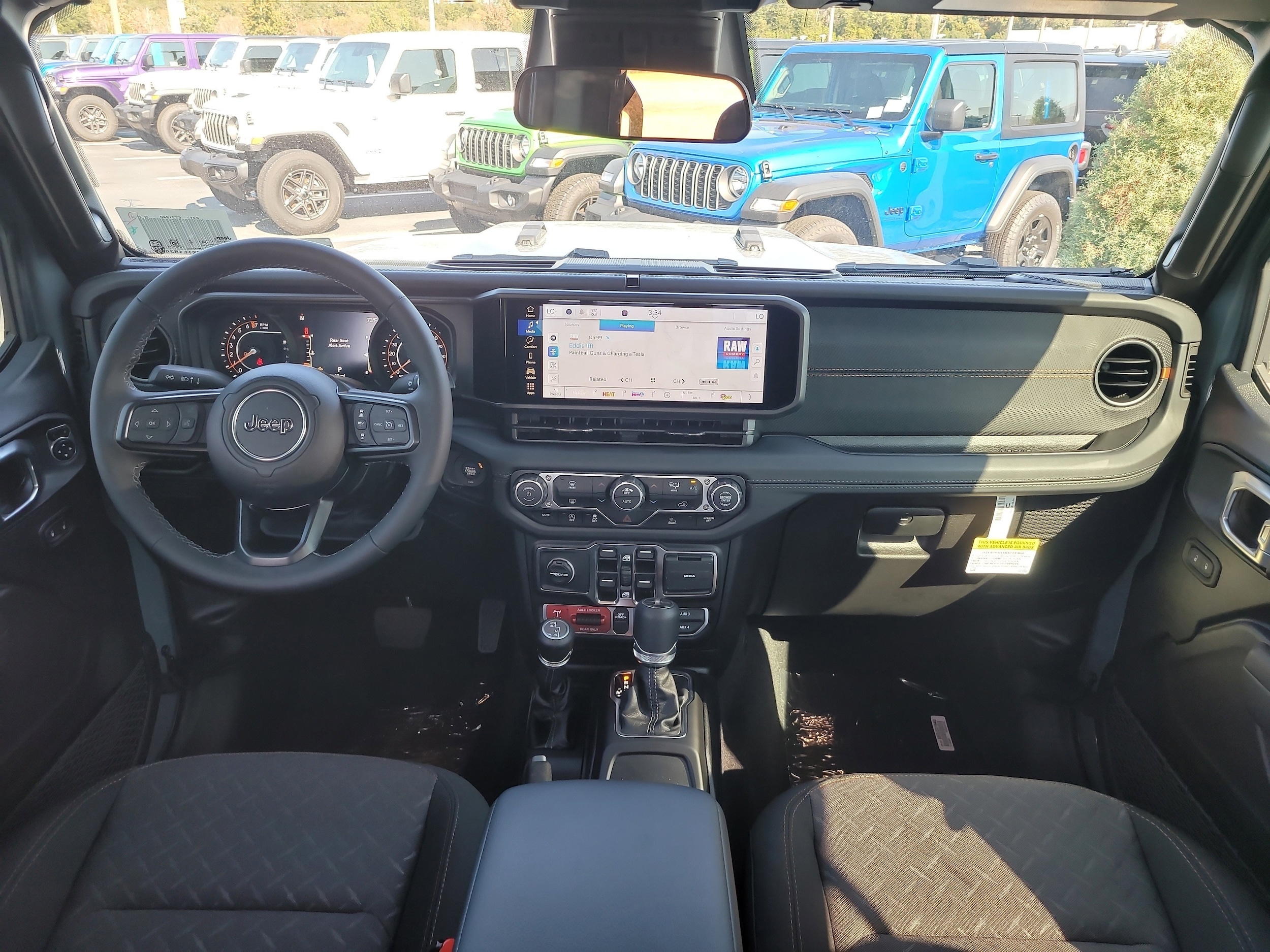 2026 Jeep Gladiator Mojave - Photo 11