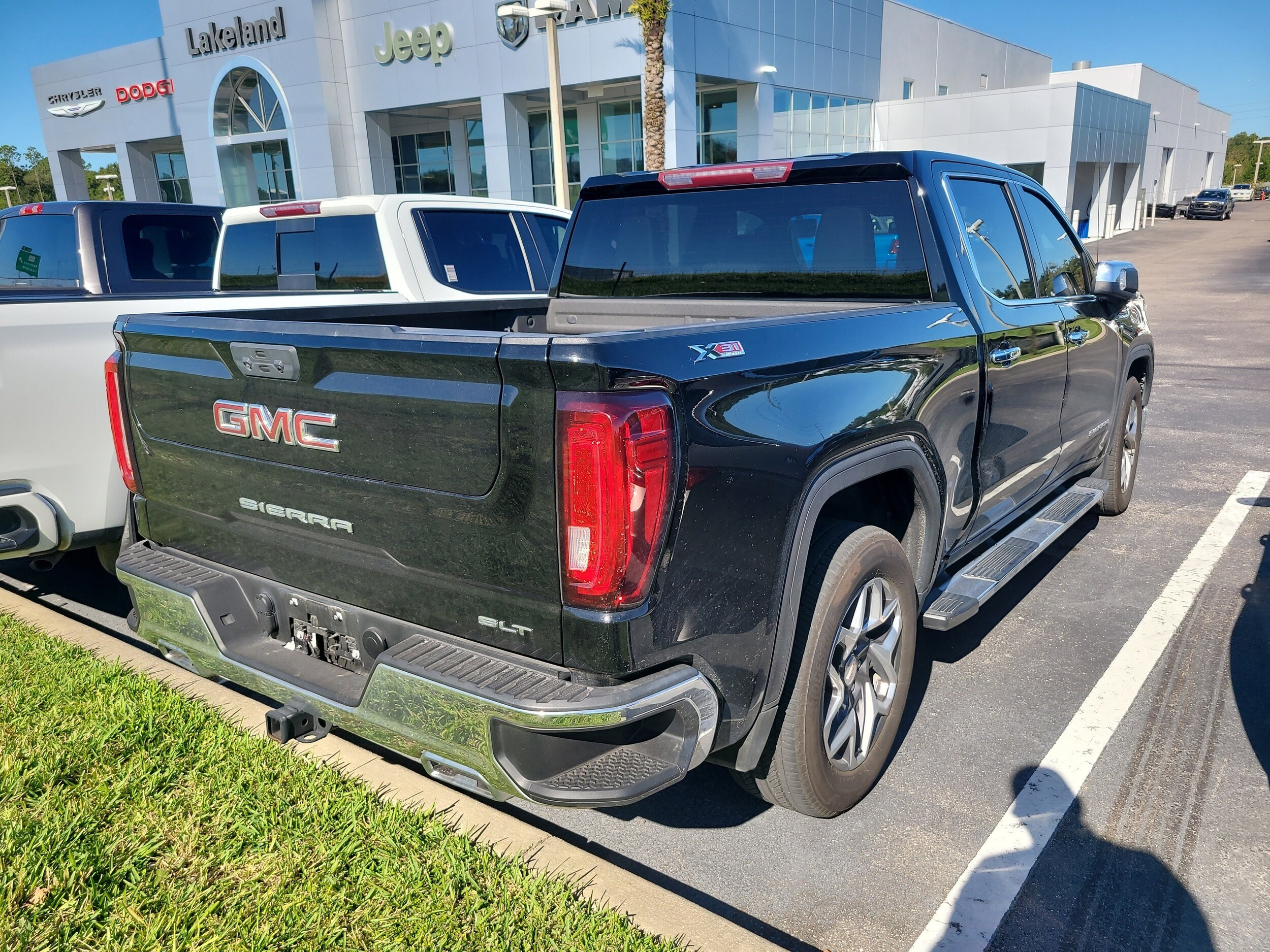 2023 Gmc Sierra 1500 SLT photo 4