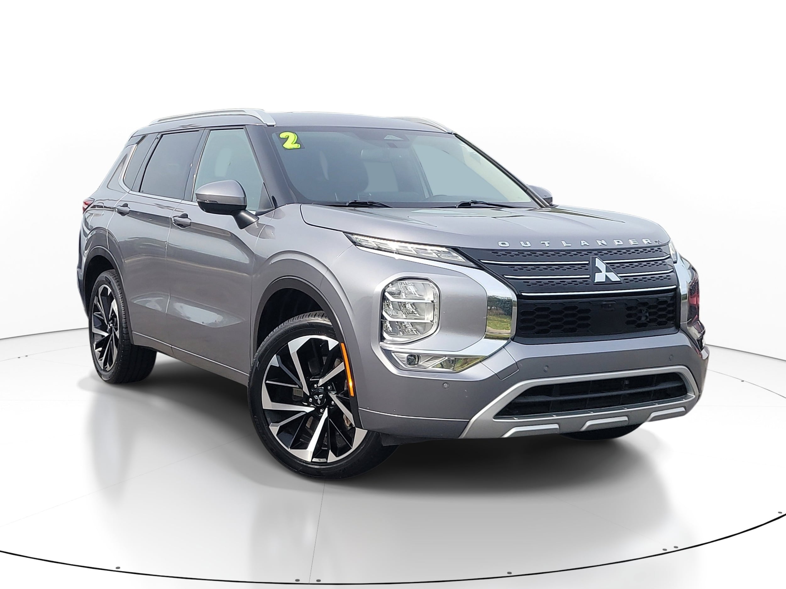 2022 Mitsubishi Outlander SEL Special Edition 2WD's photo