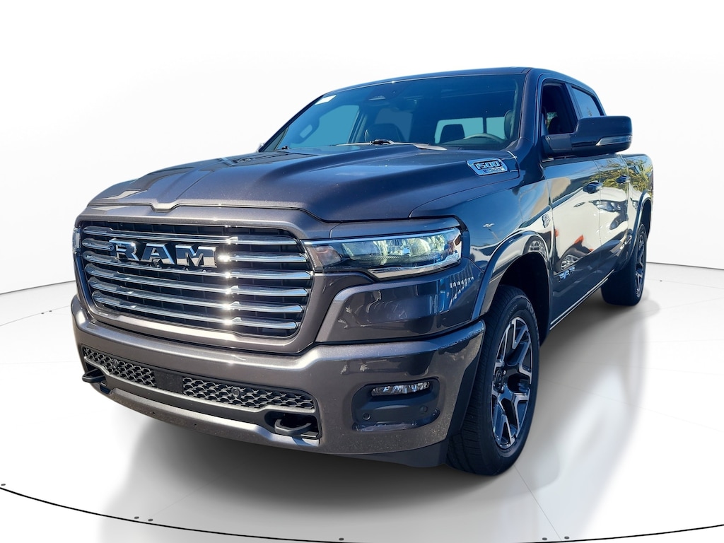 New 2026 Ram 1500 LARAMIE CREW CAB 4X4 5'7 BOX Pickup