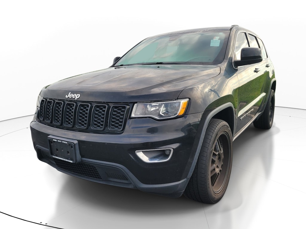 Used 2021 Jeep Grand Cherokee Laredo SUV