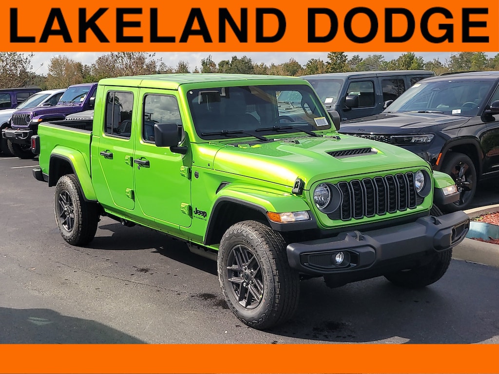 New 2026 Jeep Gladiator SPORT S 4X4 Pickup