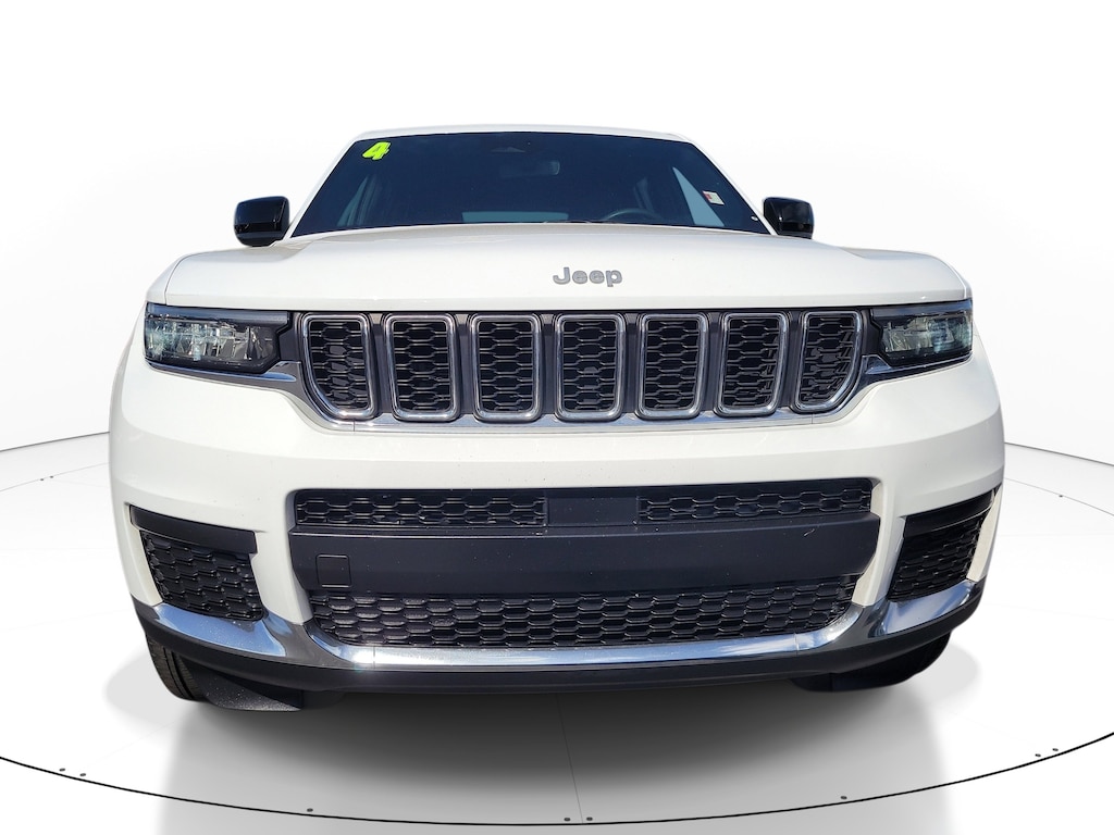 Used 2024 Jeep Grand Cherokee L Laredo SUV