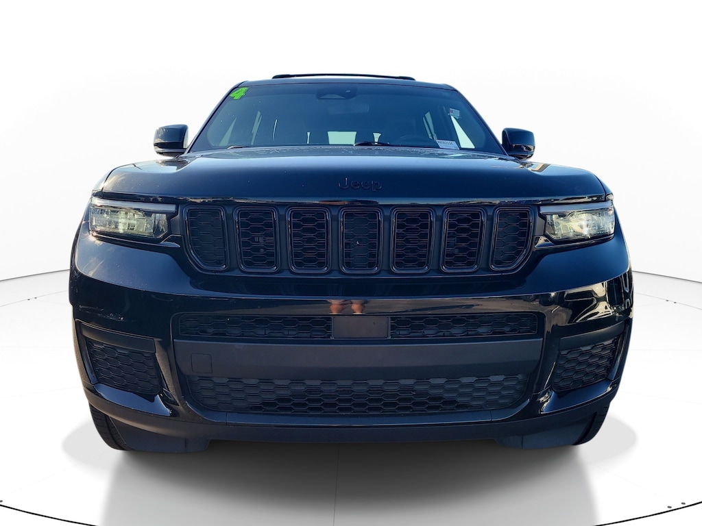 Used 2024 Jeep Grand Cherokee L Laredo SUV
