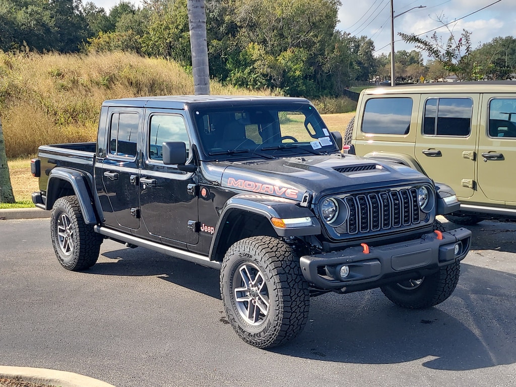 New 2026 Jeep Gladiator MOJAVE X 4X4 Pickup