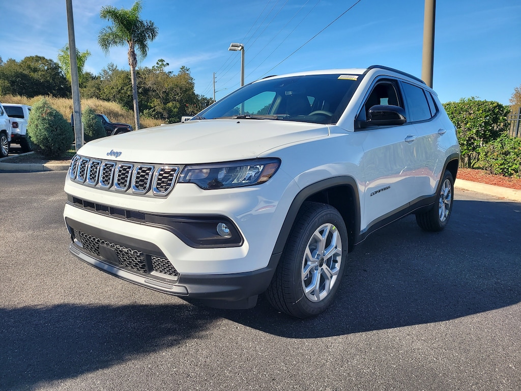 New 2026 Jeep Compass LATITUDE ALTITUDE 4X4 Sport Utility