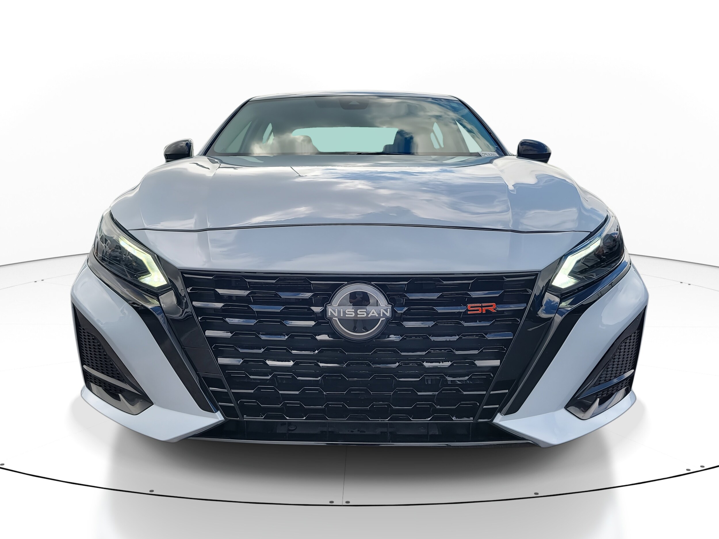 2023 Nissan Altima 2.5 SR photo 2