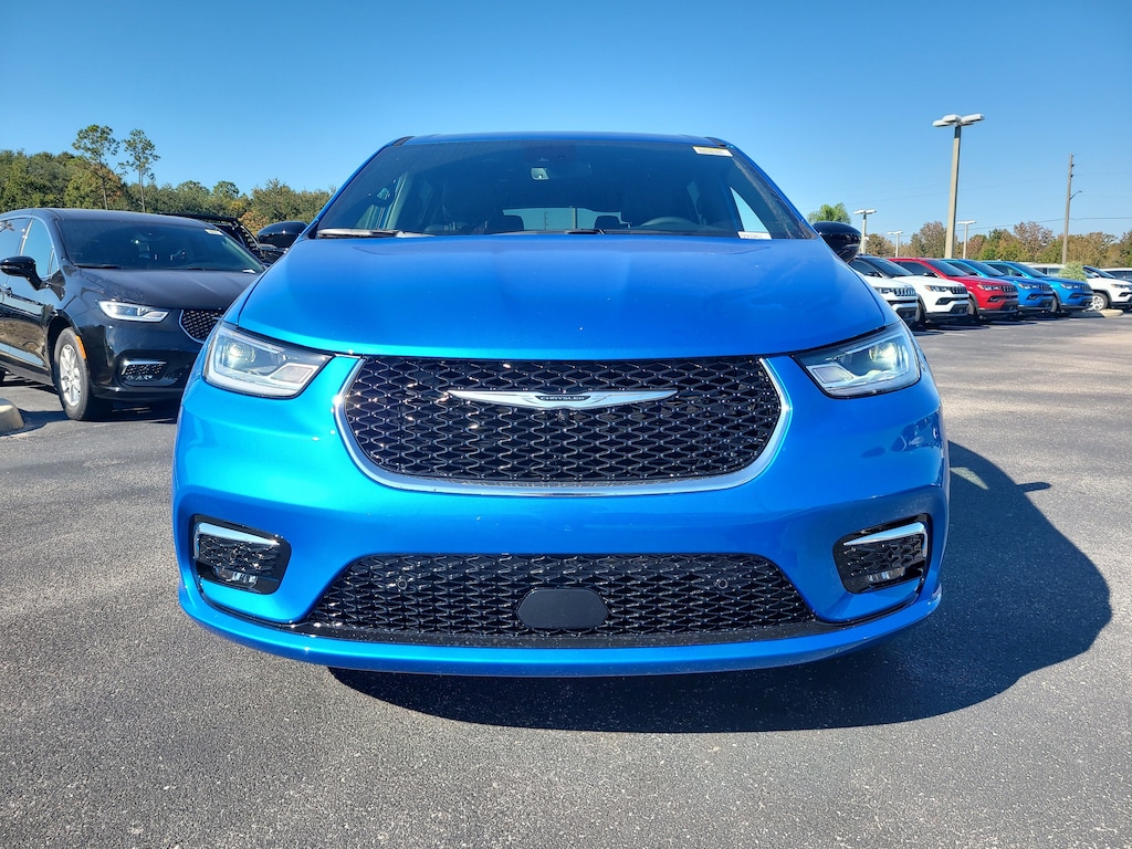 New 2026 Chrysler Pacifica SELECT Passenger Van