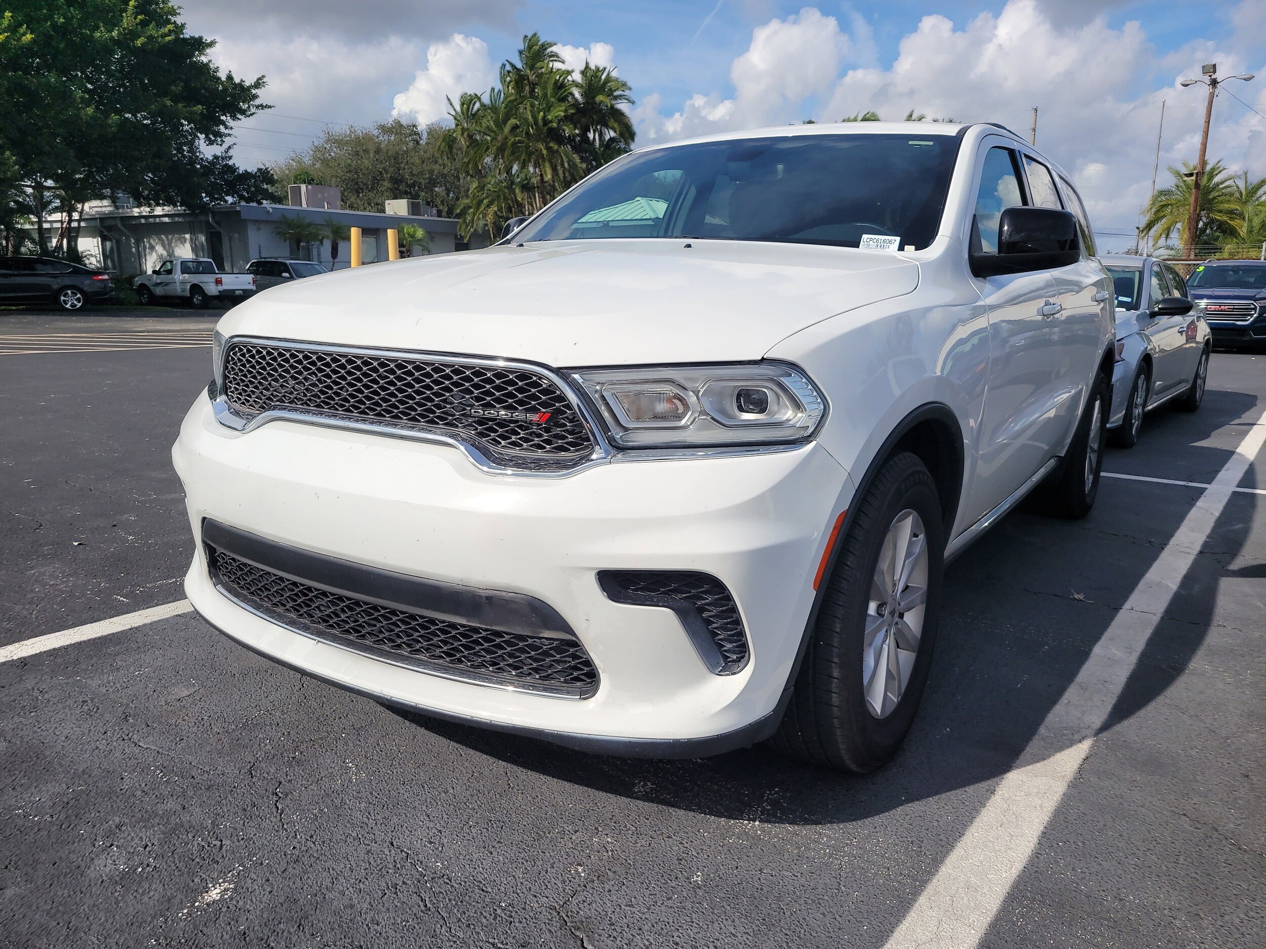 2023 Dodge Durango SXT photo 3