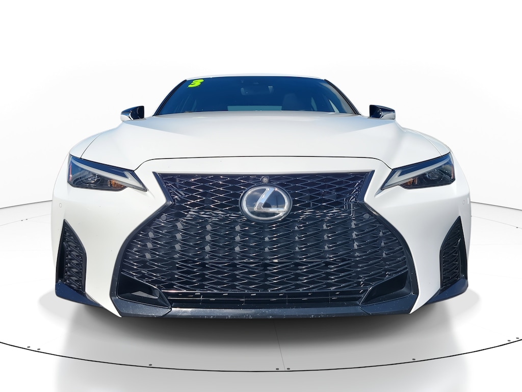 2023 Lexus IS 350 F SPORT photo 2