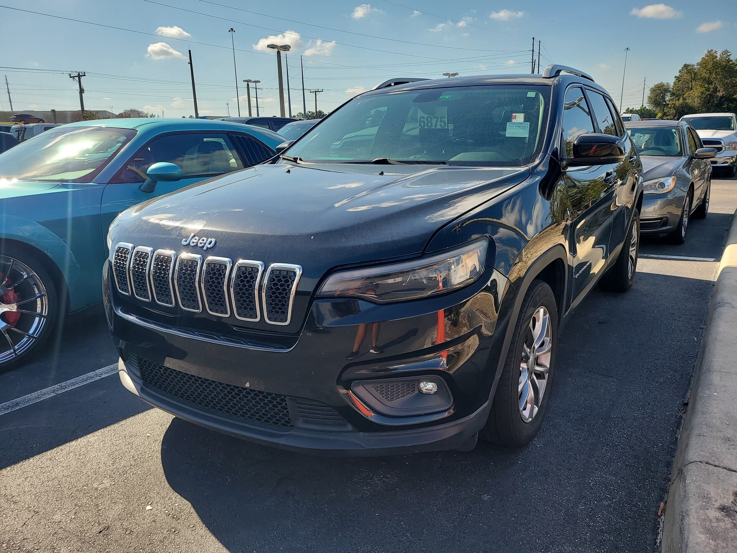 2019 Jeep Cherokee Latitude photo 3