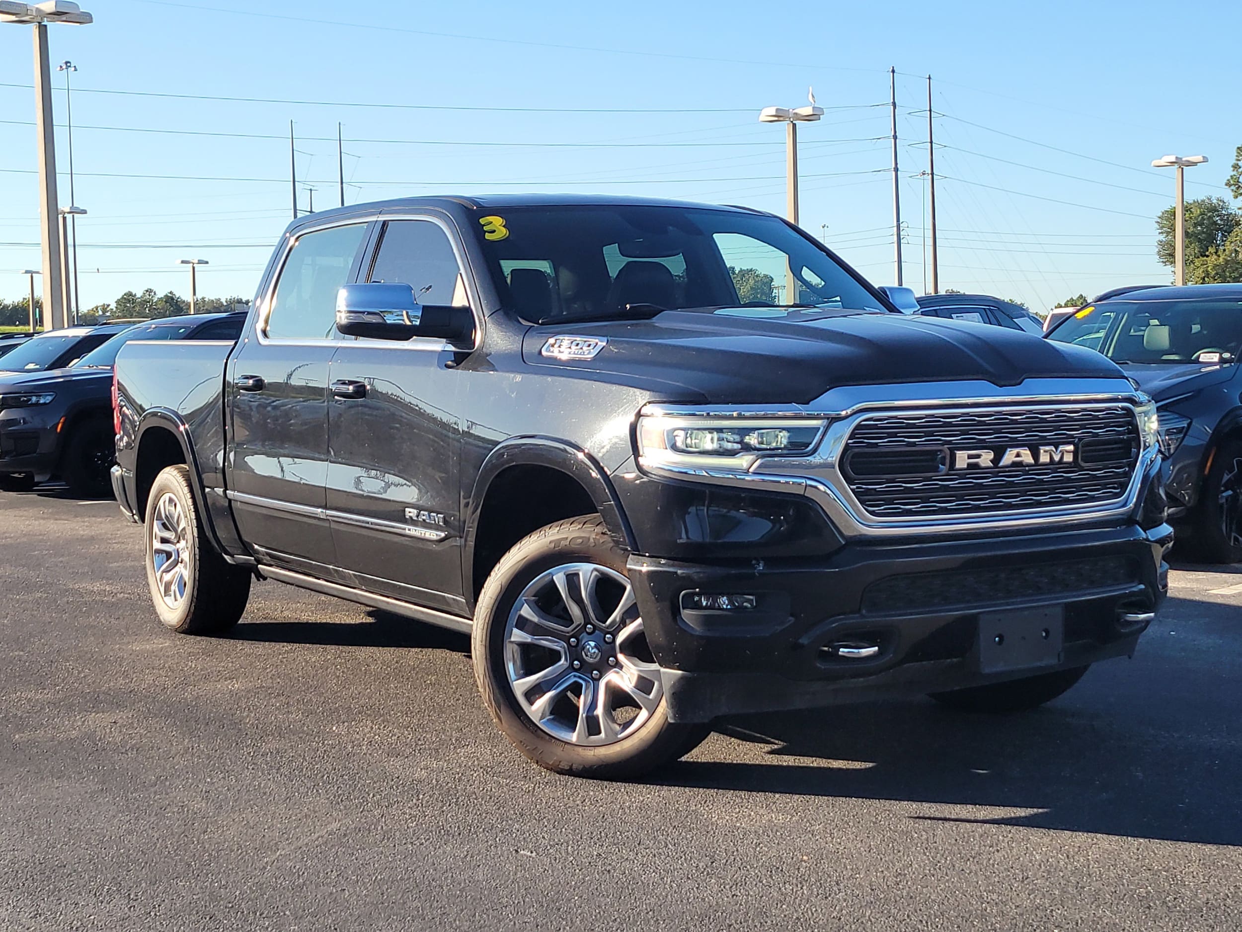 2023 RAM Ram 1500 Pickup Limited's photo