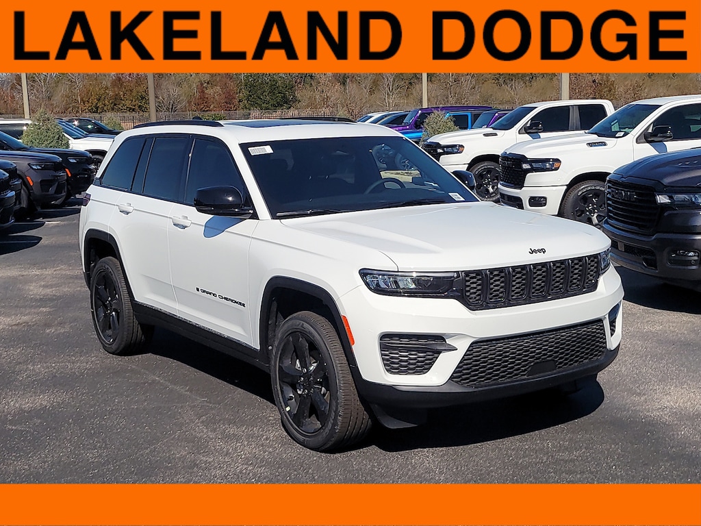 New 2025 Jeep Grand Cherokee ALTITUDE X 4X2 Sport Utility