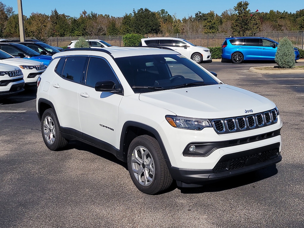 New 2026 Jeep Compass LATITUDE ALTITUDE 4X4 Sport Utility