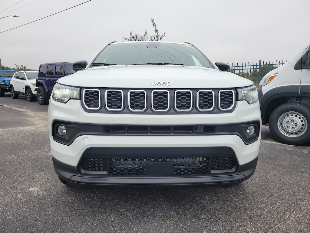 New 2026 Jeep Compass LATITUDE 4X4 Sport Utility