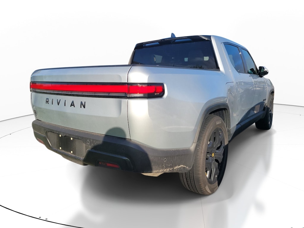 Used 2026 Rivian R1T Dual Motor Large Pack Truck Crew Cab