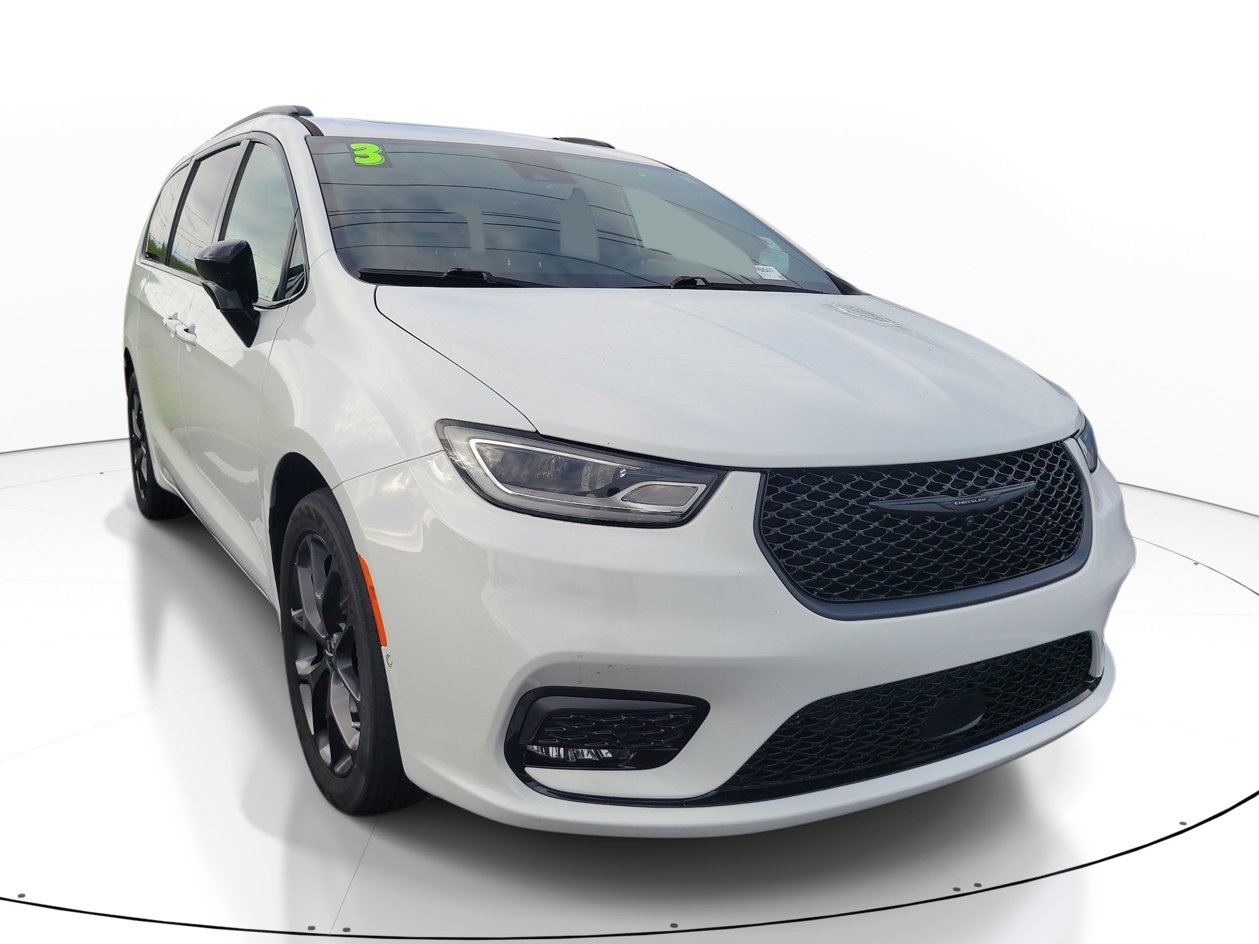 2023 Chrysler Pacifica Limited AWD's photo