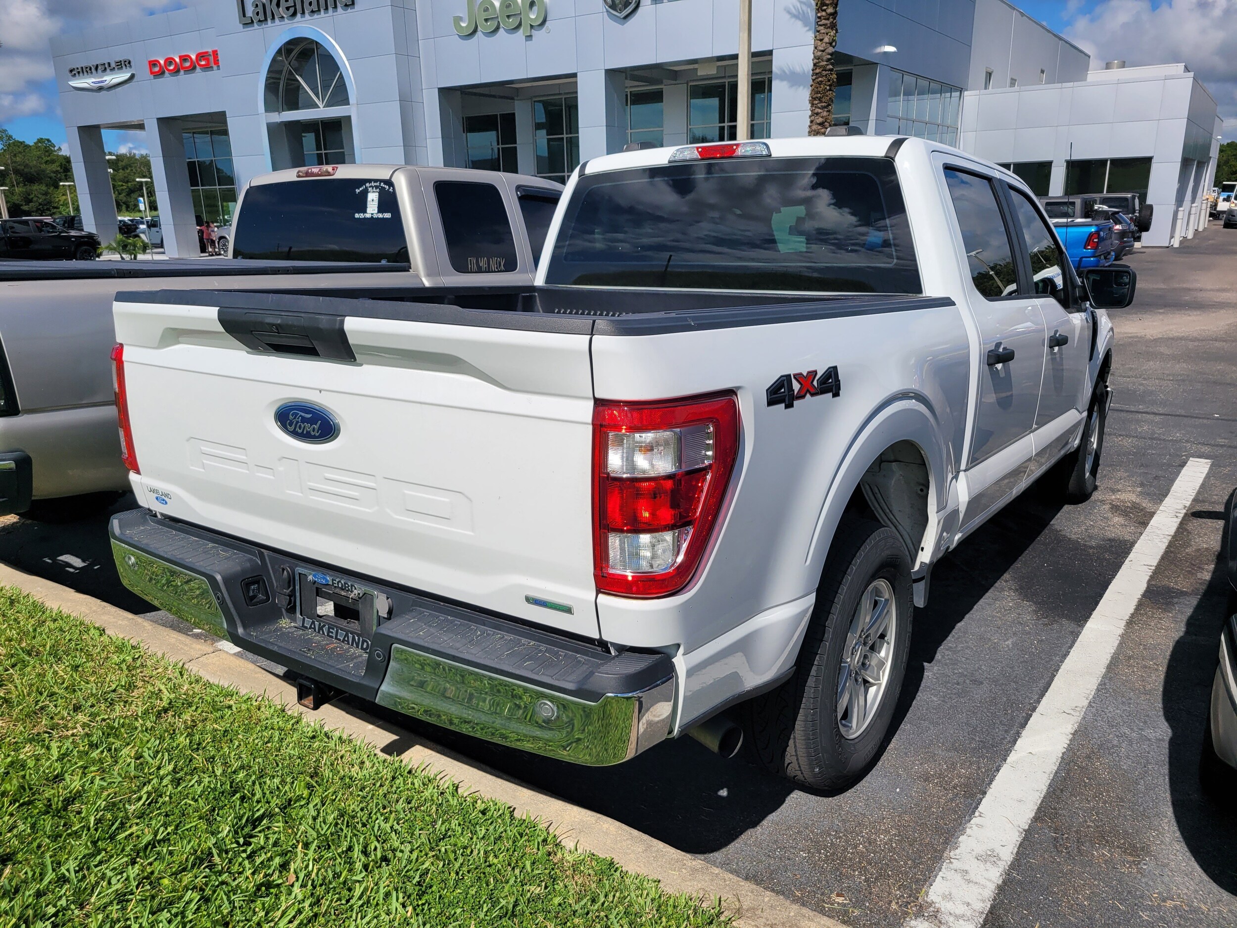 2023 Ford F-150 XL photo 3