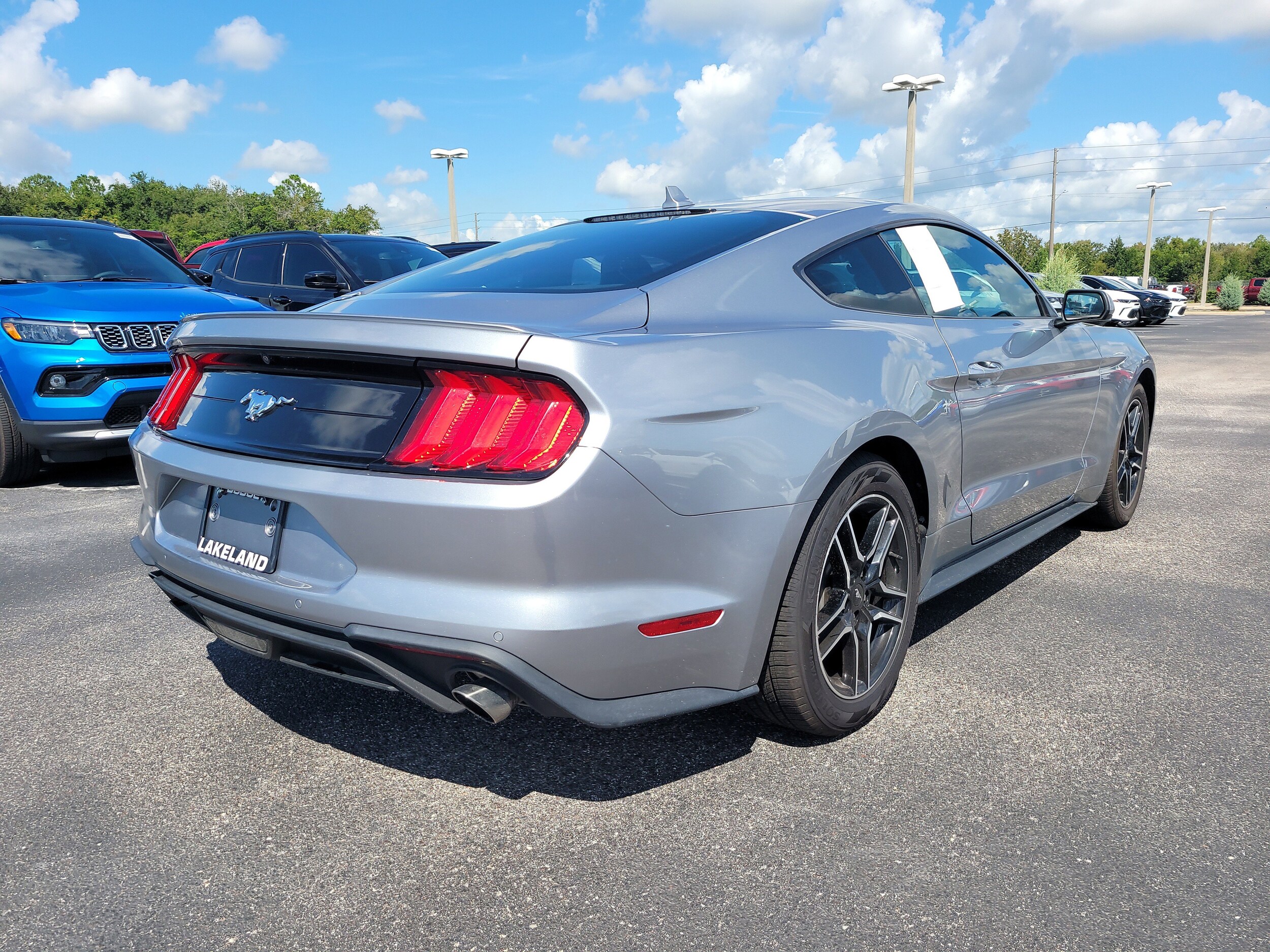 2023 Ford Mustang EcoBoost Premium photo 4