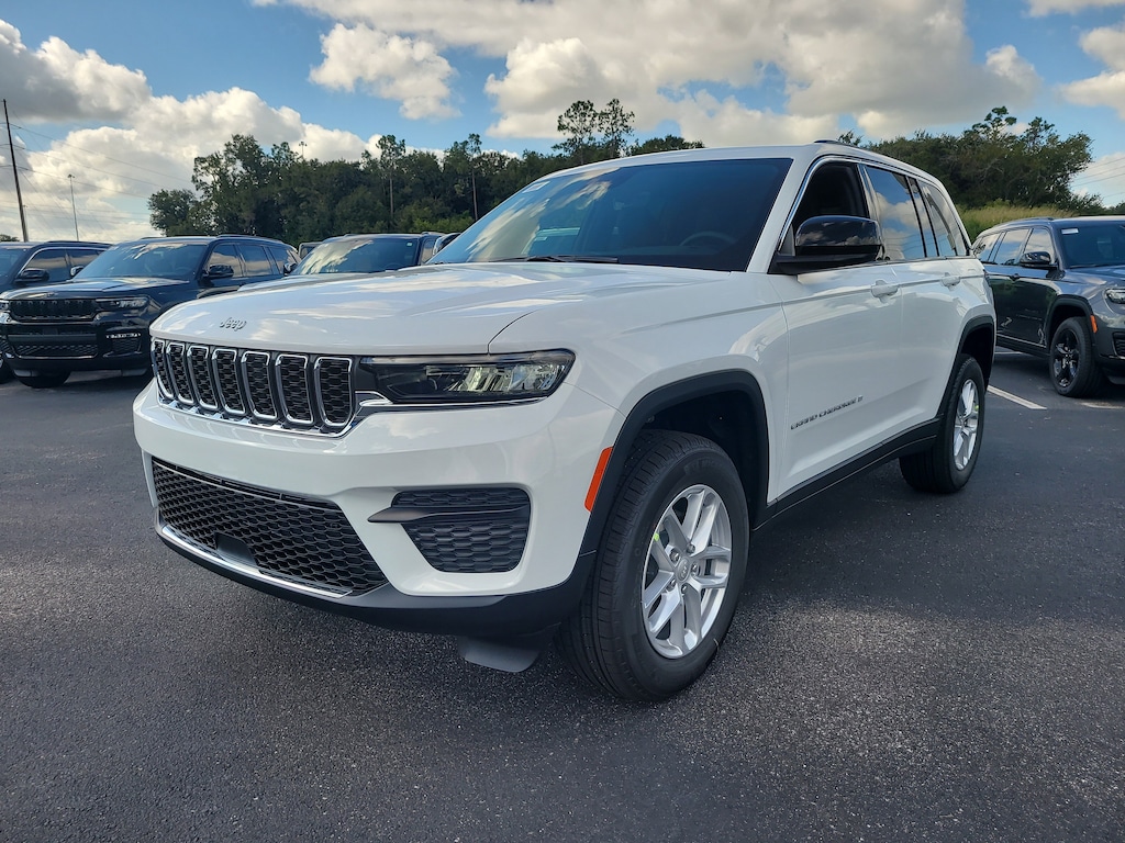 New 2025 Jeep Grand Cherokee LAREDO X 4X2 Sport Utility