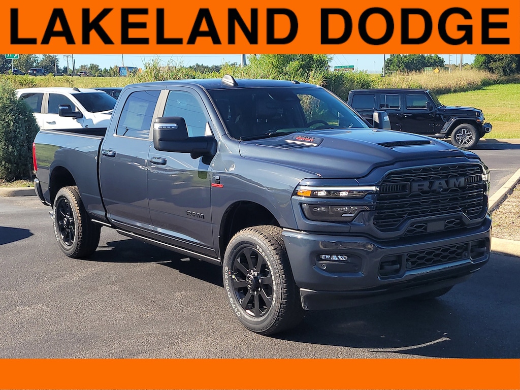 New 2026 Ram 2500 LARAMIE CREW CAB 4X4 6'4 BOX Pickup