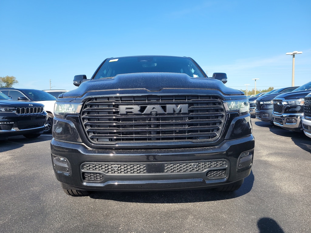 New 2026 Ram 1500 LARAMIE CREW CAB 4X4 5'7 BOX Pickup