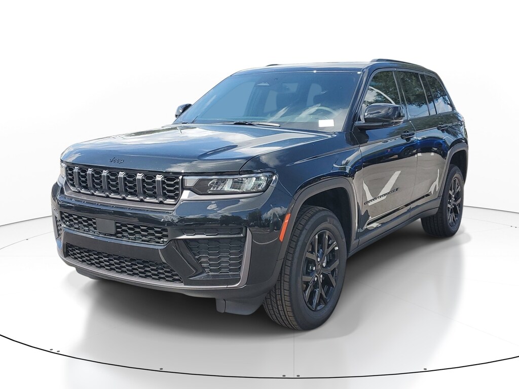 New 2026 Jeep Grand Cherokee LAREDO ALTITUDE 4X2 Sport Utility