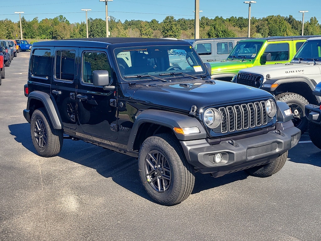 New 2026 Jeep Wrangler 4-DOOR SPORT S Sport Utility