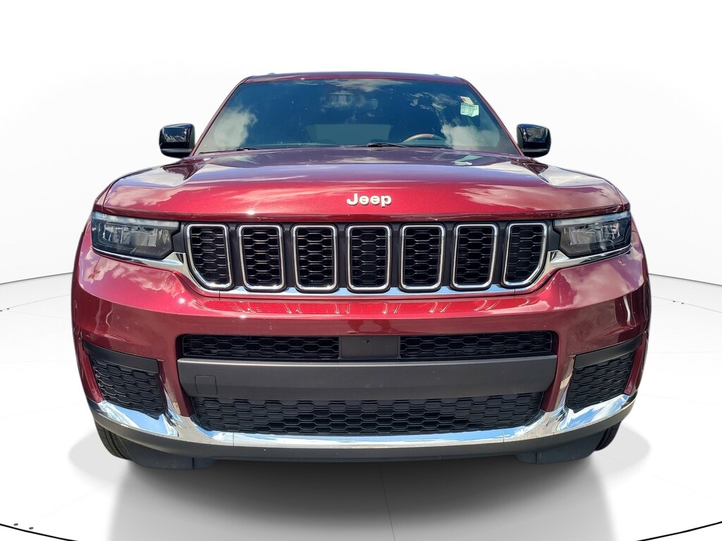 Used 2024 Jeep Grand Cherokee L Laredo SUV