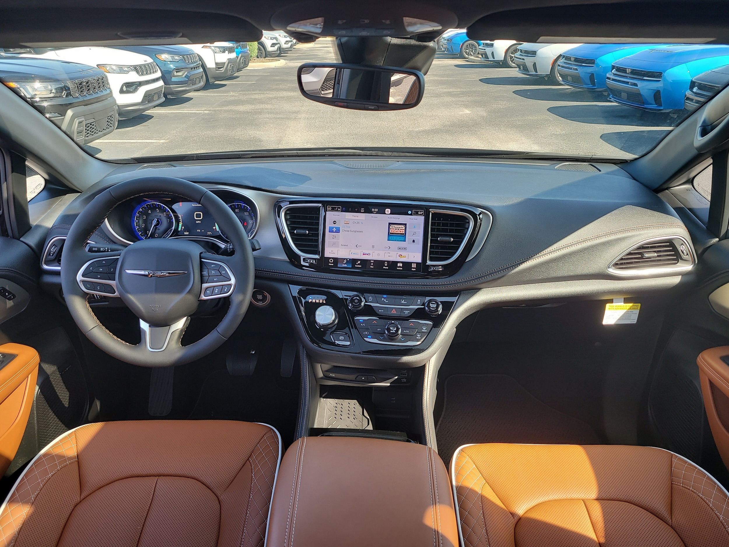 2026 Chrysler Pacifica Pinnacle - Photo 13