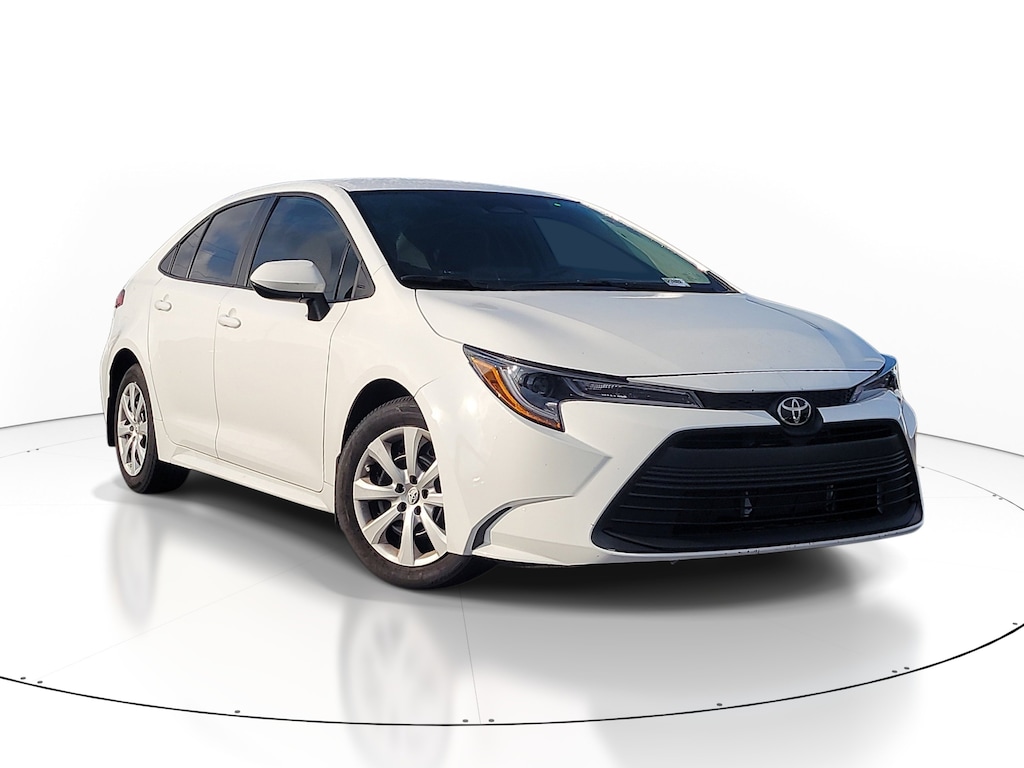Used 2025 Toyota Corolla LE Sedan