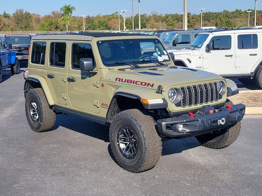 New 2026 Jeep Wrangler 4-DOOR RUBICON X Sport Utility