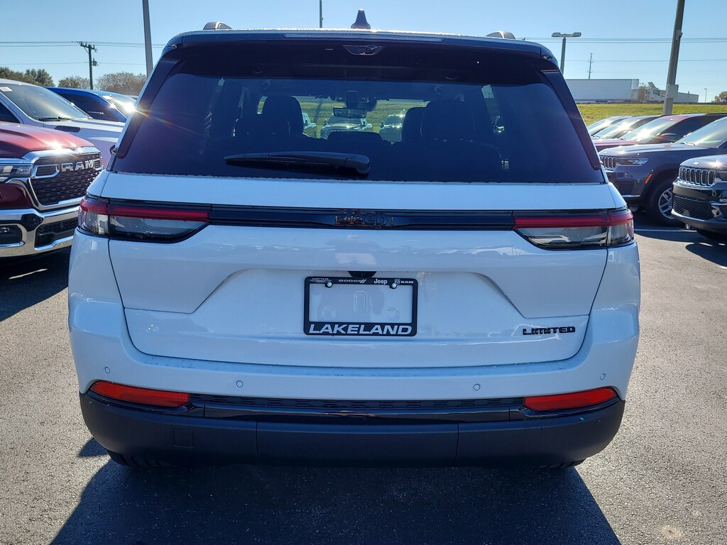 New 2025 Jeep Grand Cherokee LIMITED 4X2 Sport Utility