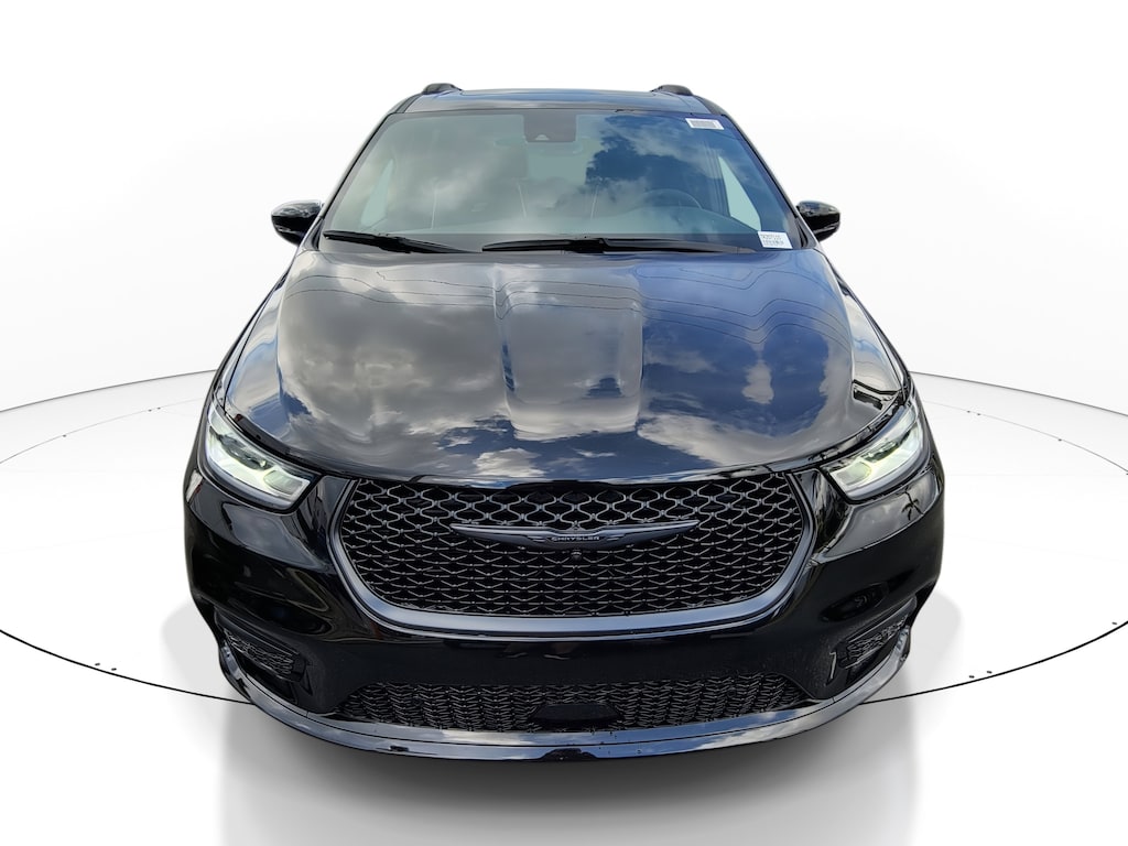 New 2026 Chrysler Pacifica LIMITED Passenger Van