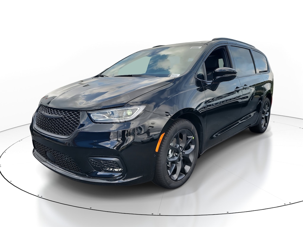 New 2026 Chrysler Pacifica LIMITED Passenger Van