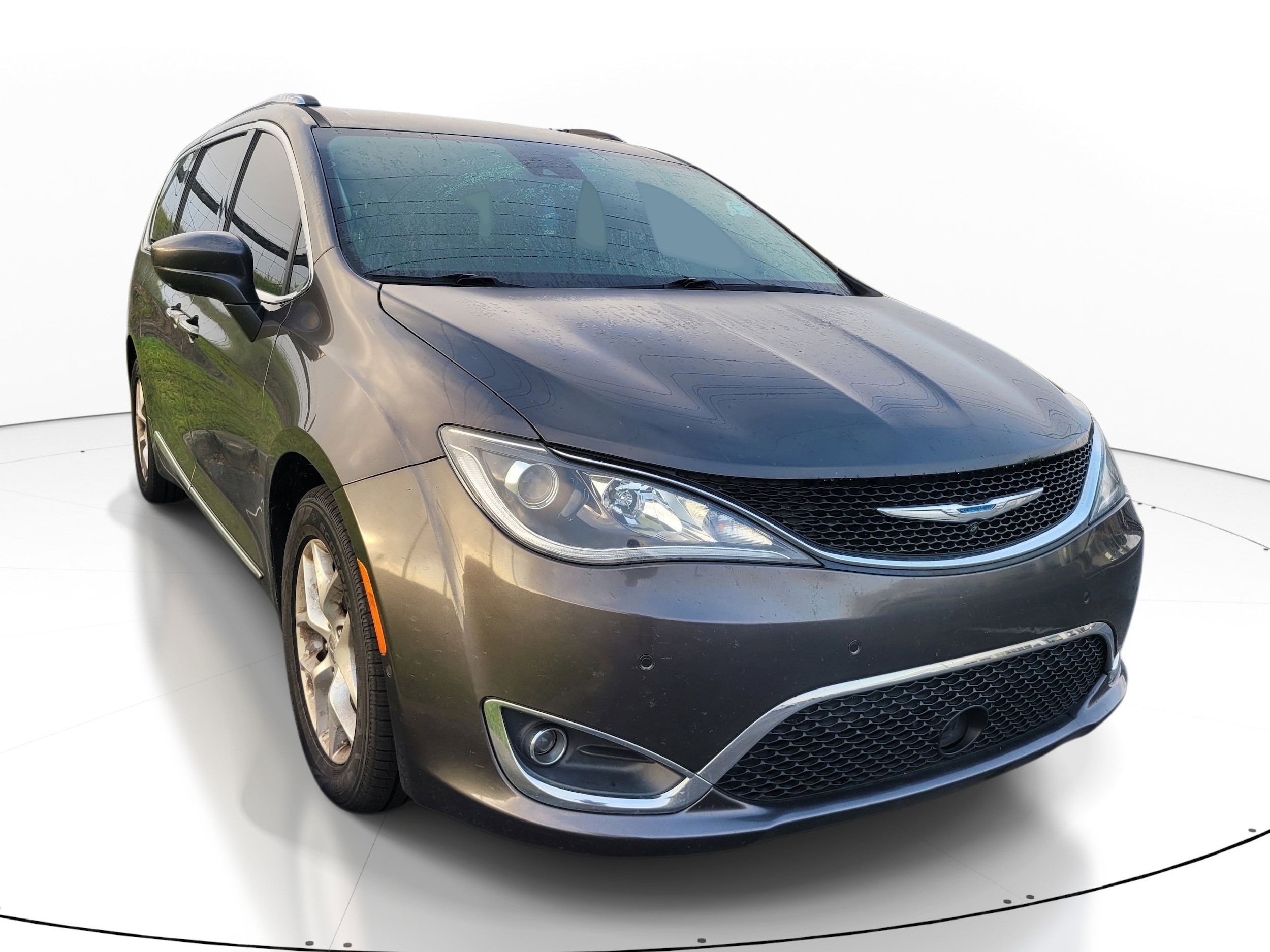 2018 Chrysler Pacifica Touring L Plus's photo
