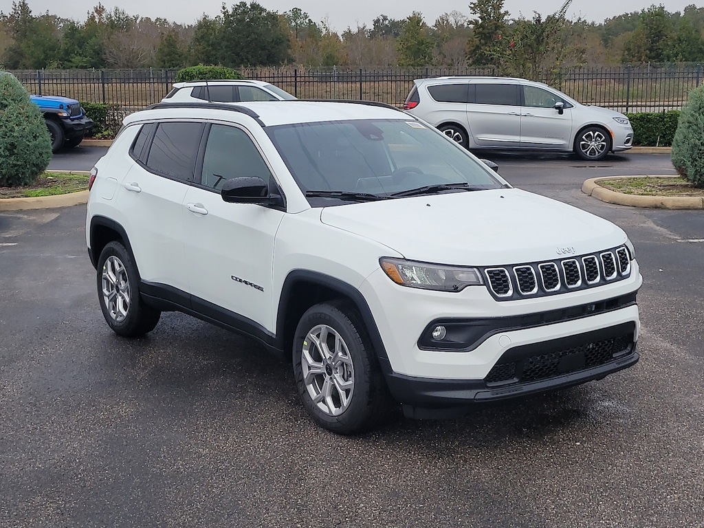 New 2026 Jeep Compass LATITUDE ALTITUDE 4X4 Sport Utility