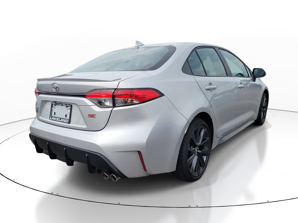 Used 2025 Toyota Corolla SE Sedan