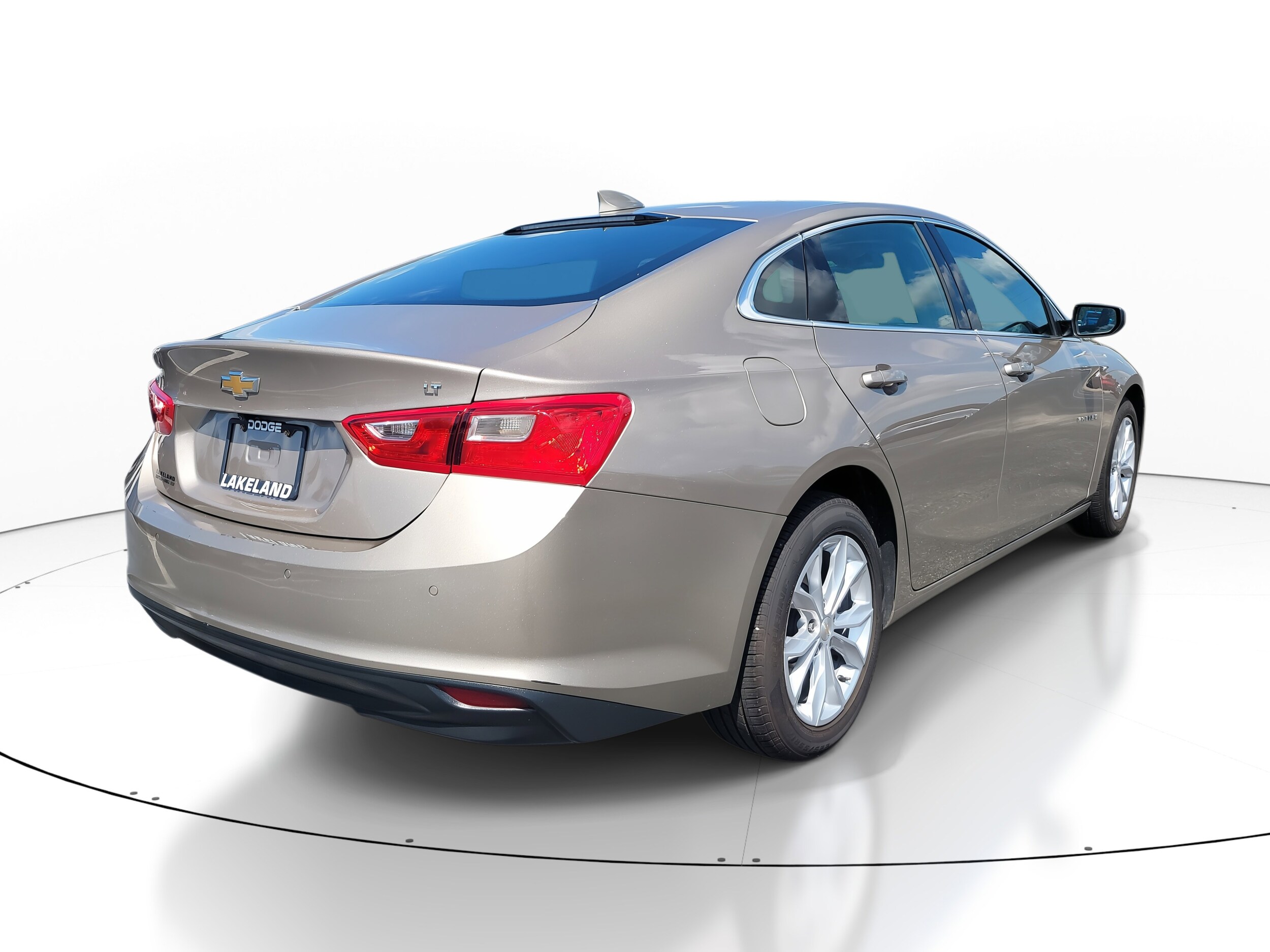 2023 Chevrolet Malibu 1LT photo 4