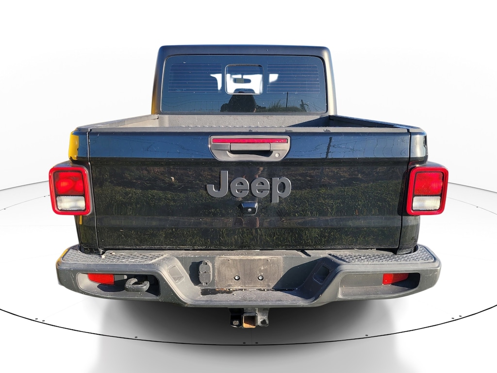 Used 2023 Jeep Gladiator Sport Truck Crew Cab