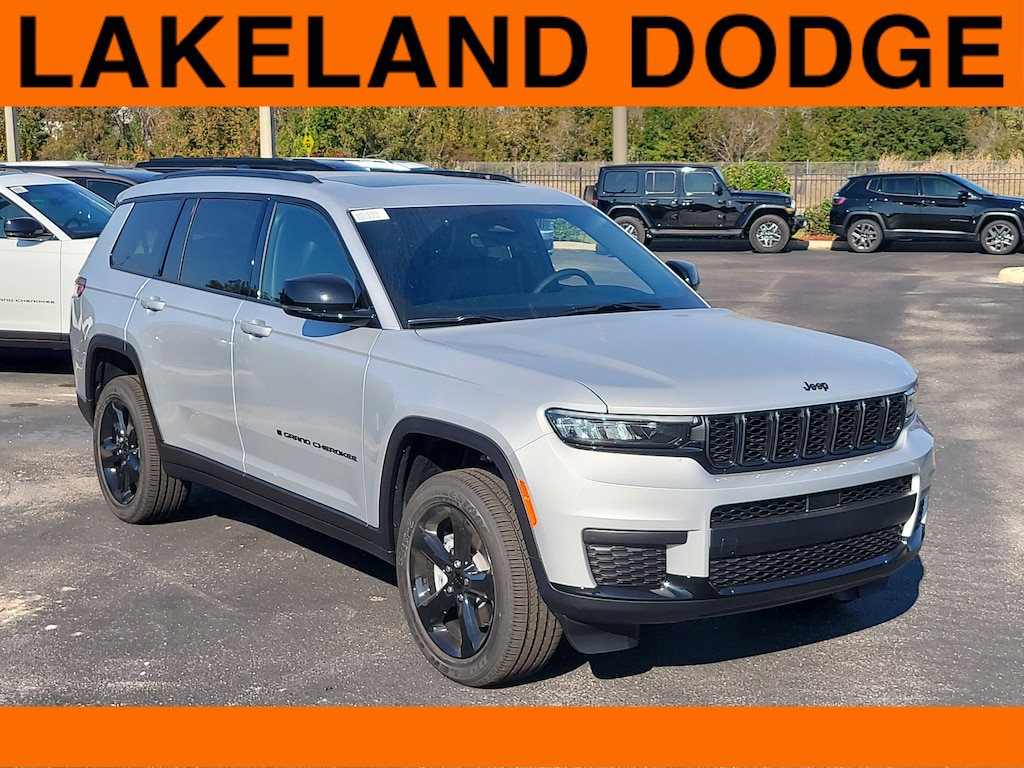 New 2025 Jeep Grand Cherokee L ALTITUDE X 4X2 Sport Utility