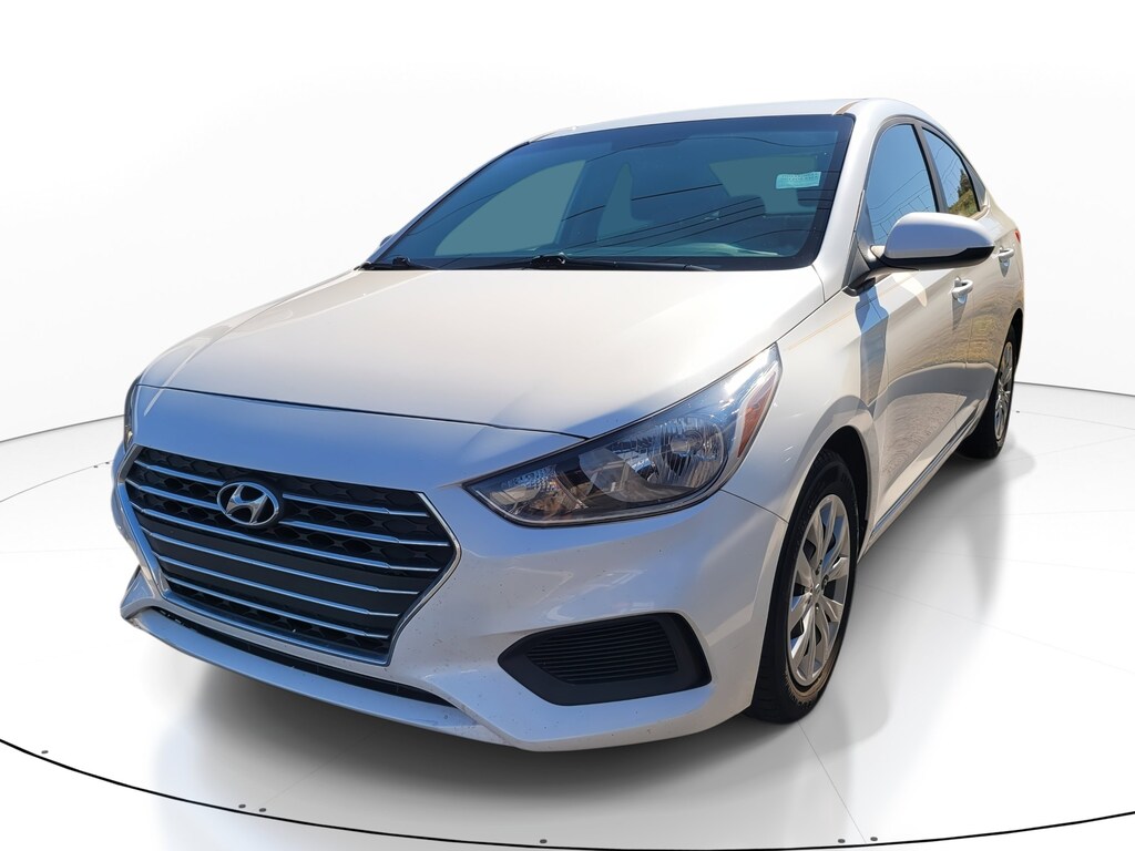Used 2021 Hyundai Accent SE Sedan